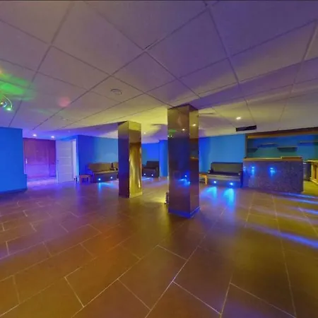 Βίλα Luxurious Nicoangelo Μαρμπέλλα